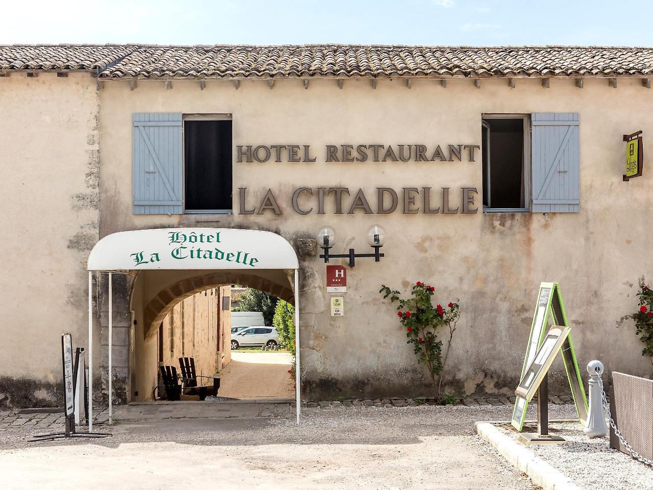 Logis Hotel Restaurant La Citadelle Бле Екстер'єр фото